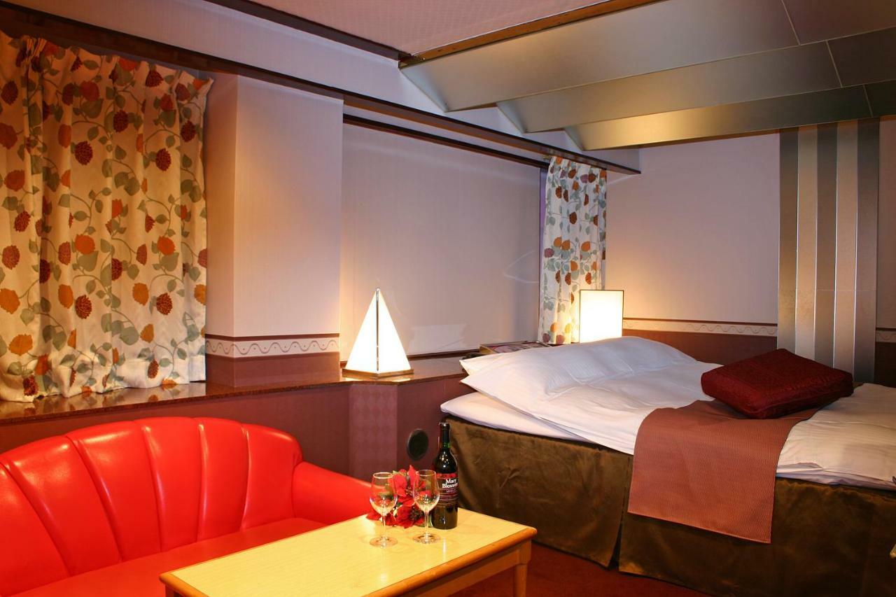 Hotel Chapel Story Sakaihigashi (Adults Only) Sakai  Ngoại thất bức ảnh